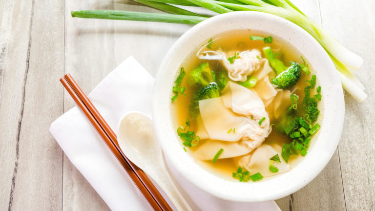 Essence of saigon express - wonton soup - 004